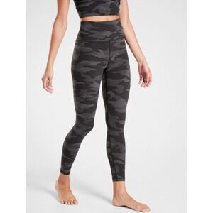 Athleta‎ Camo Leggings High Waisted Elevate Black Activewear Workout XXS petite